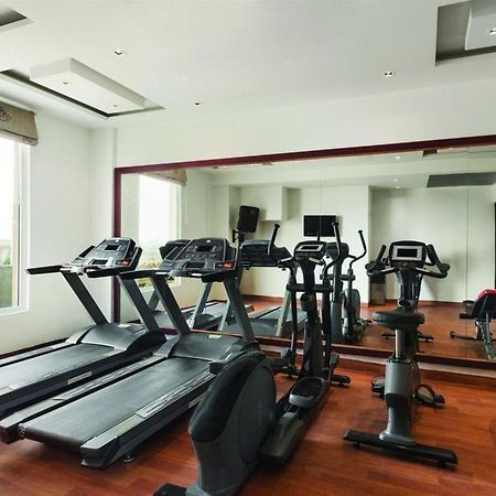 Days Hotel By Wyndham Panipat Bagian luar foto
